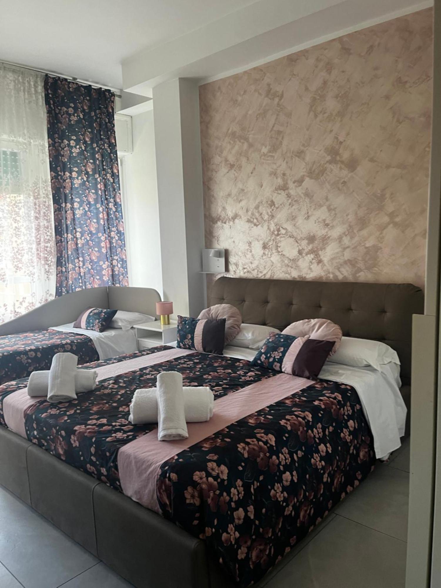 Albachiara Suite Rooms Bolonia Zewnętrze zdjęcie