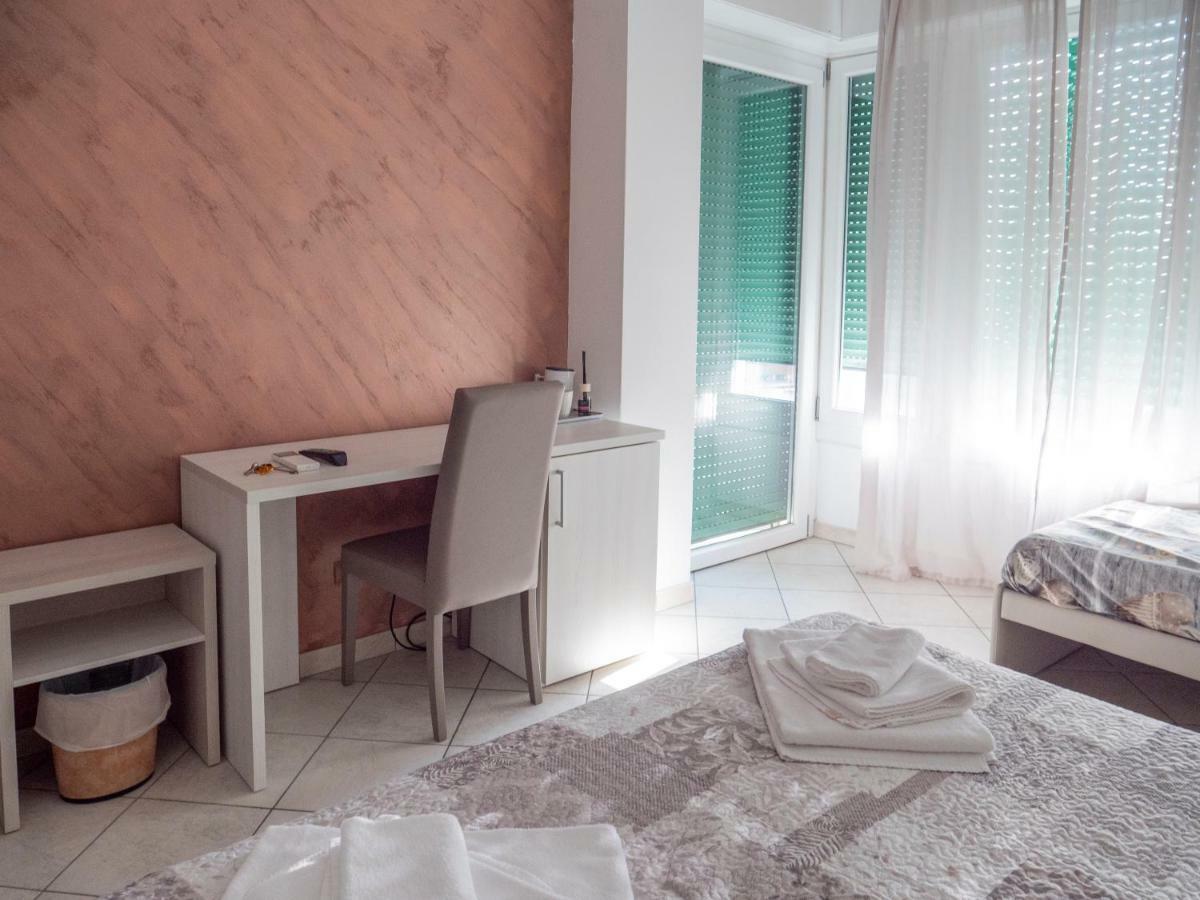 Albachiara Suite Rooms Bolonia Zewnętrze zdjęcie