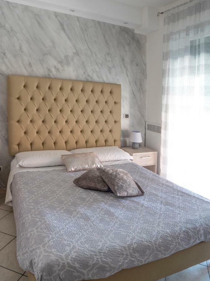 Albachiara Suite Rooms Bolonia Zewnętrze zdjęcie